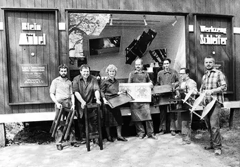 Kleinwarenproduktion in der DDR alle 7 Mitarbeiter-945-660.jpg